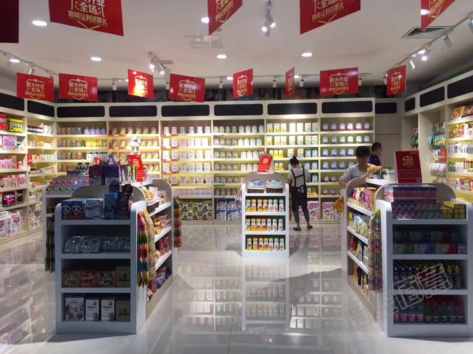 进口食品展柜，奶粉展柜制作